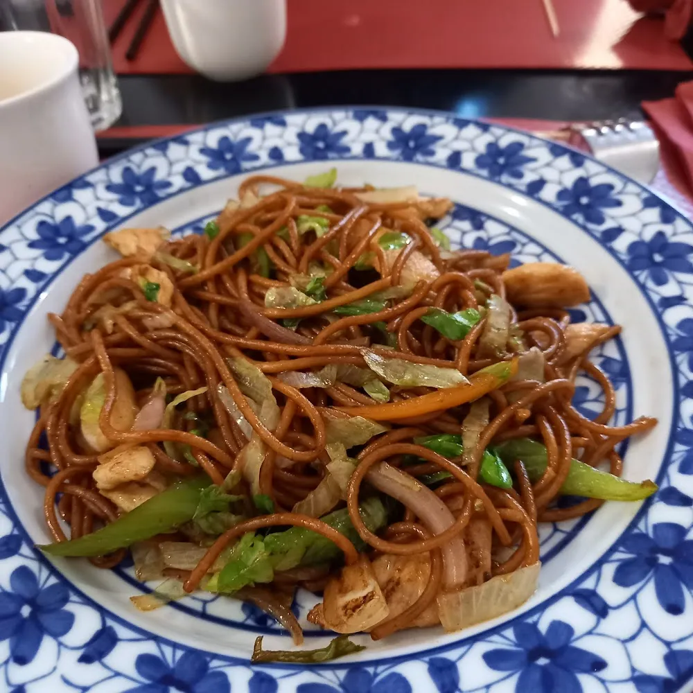 Nouilles Sautées Au Poulet
