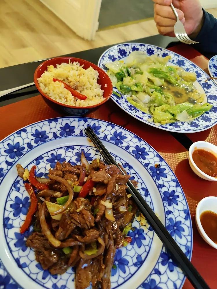 Wilted Lettuce and Spicy Beef with Side of Rice